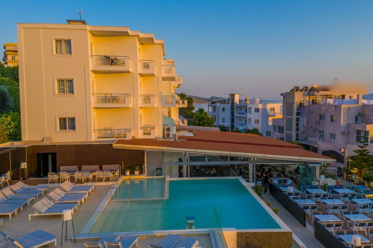 Hotel Agimi Sarandë Buitenkant foto