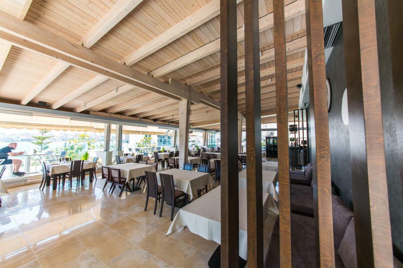 Hotel Agimi Sarandë Buitenkant foto